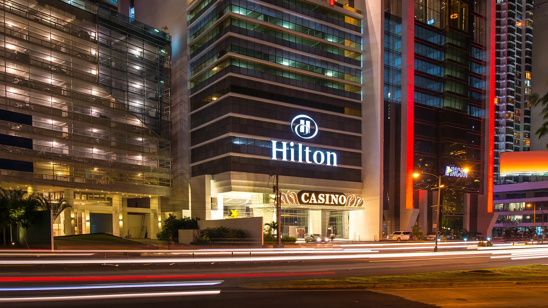 Vista exterior de Hilton Panama City, imagen 1 de la galería.